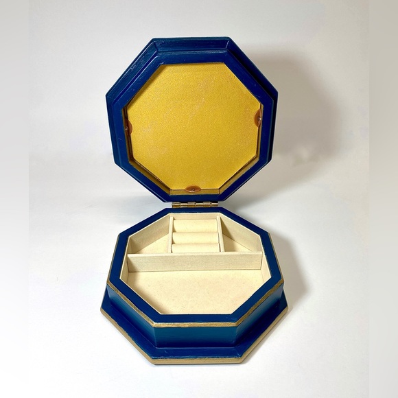 ORIGINAL Acrylic Landscape Art Upcycled Hand Painted Vintage Wood Jewelry Box - Picture 7 of 10